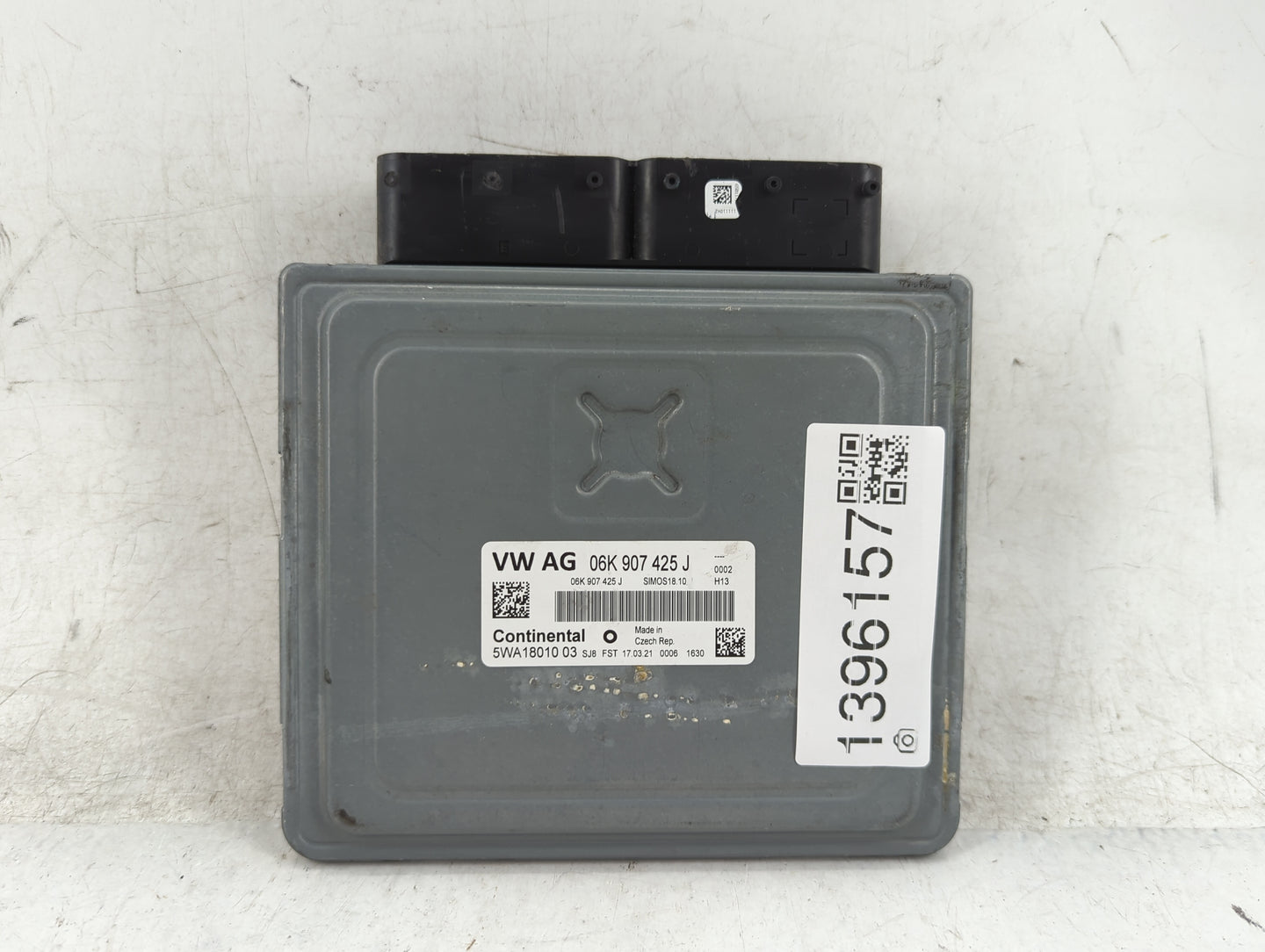 2021 Volkswagen Arteon PCM Engine Control Computer ECU ECM PCU OEM P/N:06K 907 425 J Fits OEM Used Auto Parts - Oemusedautop