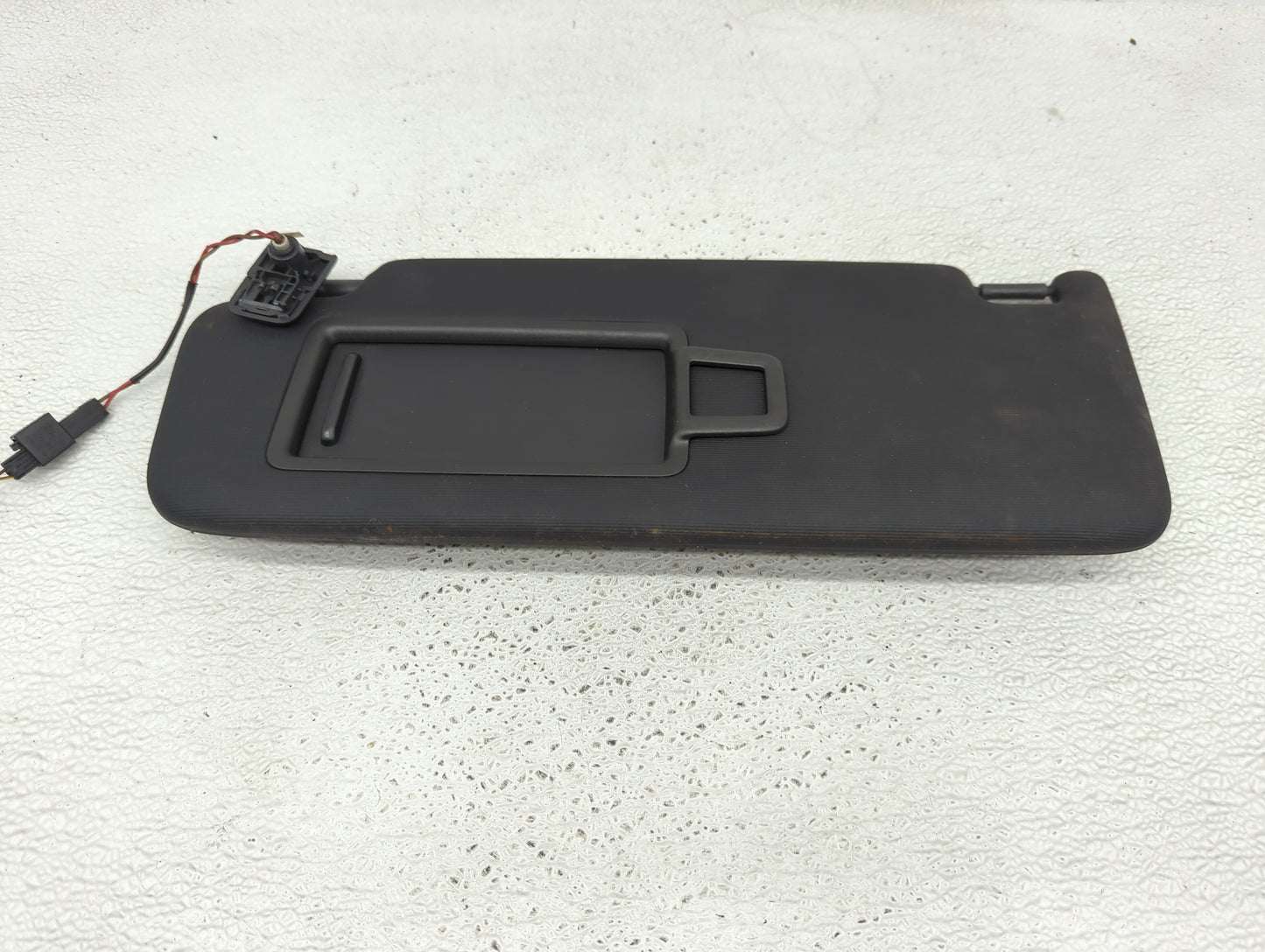 2021 Volkswagen Arteon Sun Visor Shade Replacement Driver Left Mirror Fits OEM Used Auto Parts - Oemusedautoparts1.com