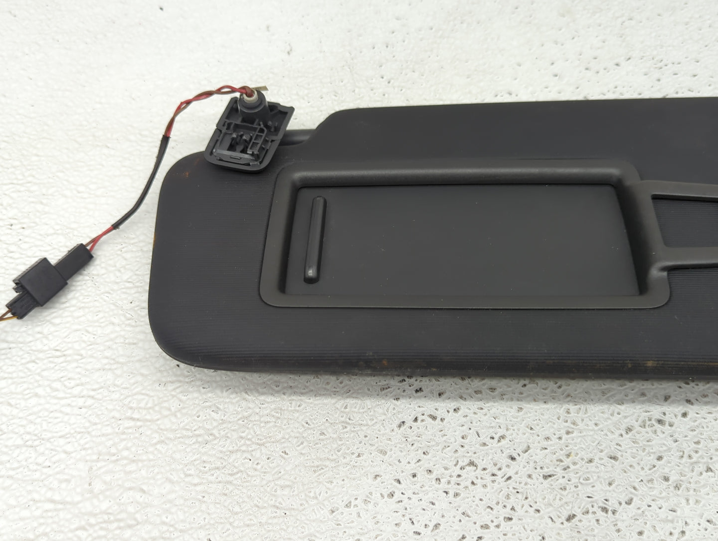 2021 Volkswagen Arteon Sun Visor Shade Replacement Driver Left Mirror Fits OEM Used Auto Parts - Oemusedautoparts1.com