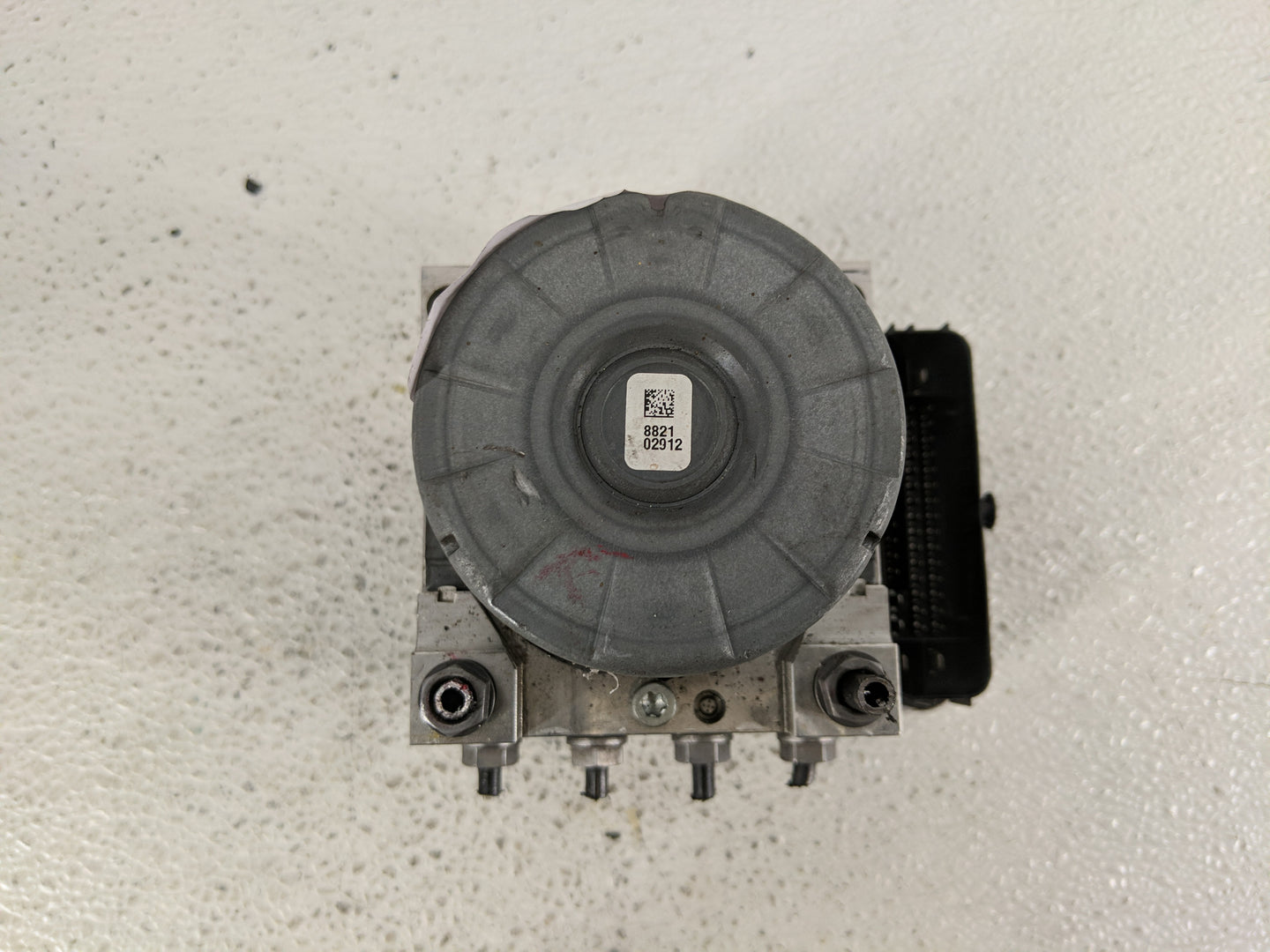 2021-2022 Volkswagen Atlas ABS Pump Control Module Replacement P/N:5Q0 614 517 G5 Fits Fits 2021 2022 OEM Used Auto Parts - 