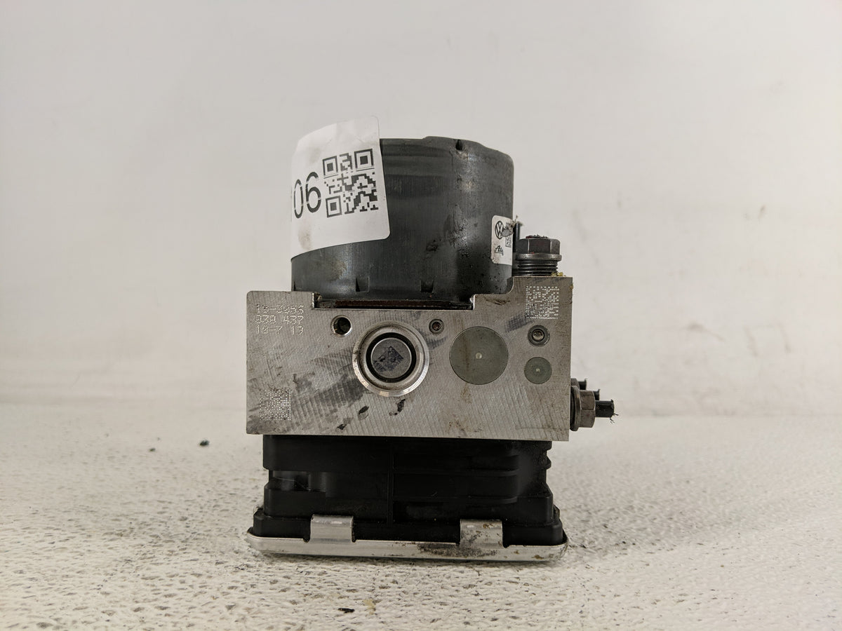 2021-2022 Volkswagen Atlas Anti-Lock Brake ABS Pump Module Actuator OEM P/N:5Q0 614 517 G5 Fits Fits 2021 2022 OEM Used Auto