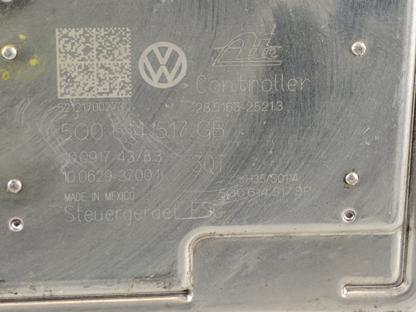 2021-2022 Volkswagen Atlas ABS Pump Control Module Replacement P/N:5Q0 614 517 G5 Fits Fits 2021 2022 OEM Used Auto Parts - 