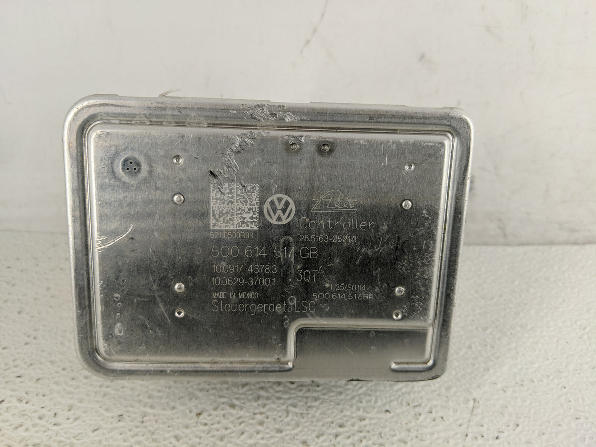 2021-2022 Volkswagen Atlas Anti-Lock Brake ABS Pump Module Actuator OEM P/N:5Q0 614 517 G5 Fits Fits 2021 2022 OEM Used Auto