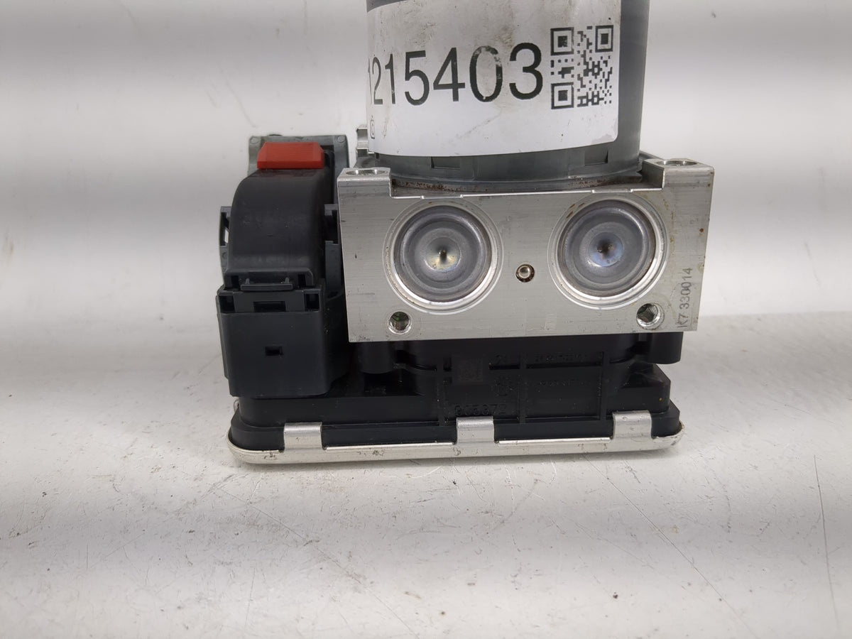 2021-2022 Volkswagen Atlas Anti-Lock Brake ABS Pump Module Actuator OEM P/N:500 614 517 GB Fits Fits 2021 2022 OEM Used Auto