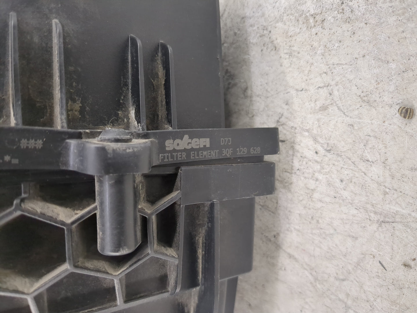 2018-2022 Volkswagen Atlas Air Cleaner Intake-duct Hose Tube - Oemusedautoparts1.com