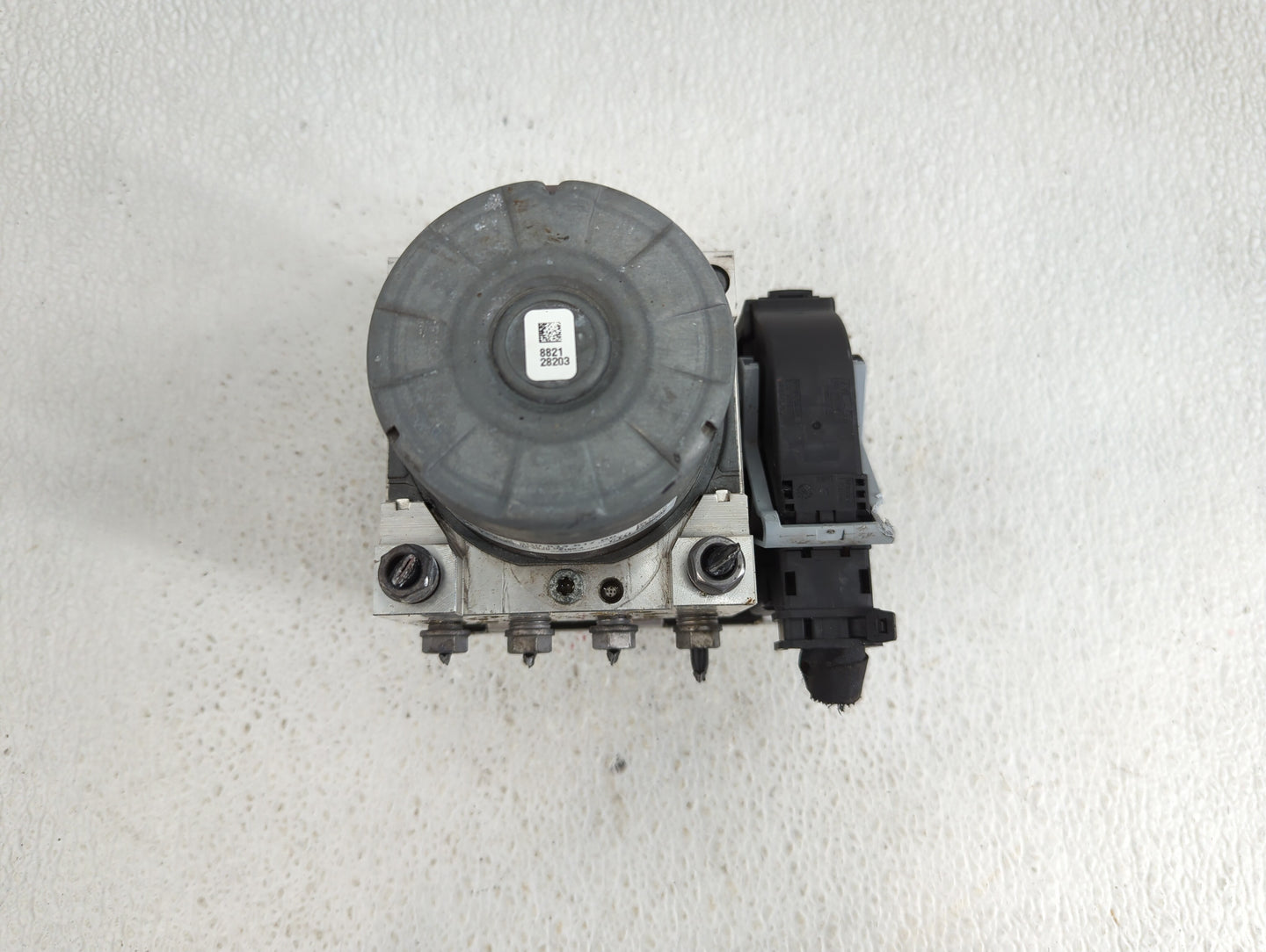 2021 Volkswagen Atlas ABS Pump Control Module Replacement P/N:5Q0 614 517 GB Fits Fits 2020 OEM Used Auto Parts - Oemusedaut