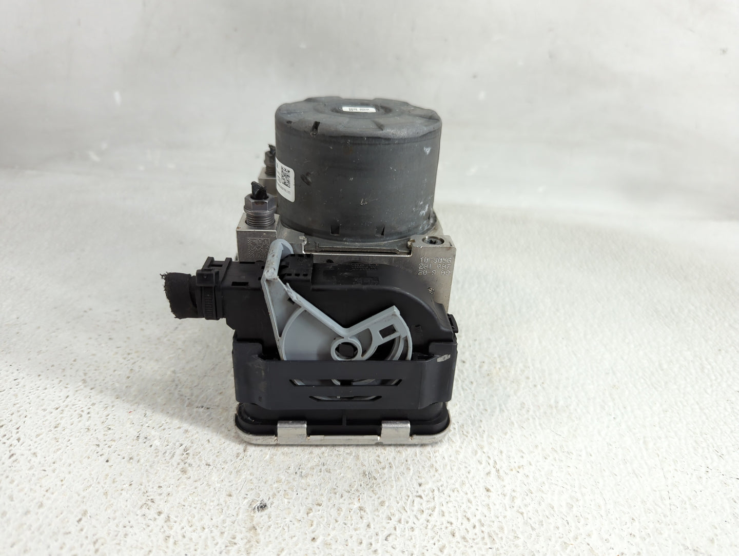 2021 Volkswagen Atlas ABS Pump Control Module Replacement P/N:5Q0 614 517 GB Fits Fits 2020 OEM Used Auto Parts - Oemusedaut