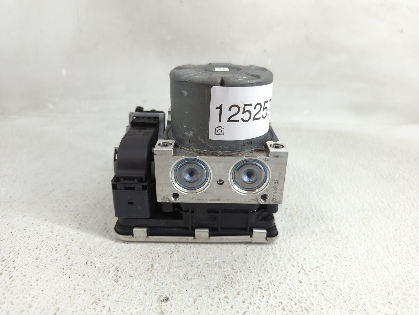 2021 Volkswagen Atlas ABS Pump Control Module Replacement P/N:5Q0 614 517 GB Fits Fits 2020 OEM Used Auto Parts - Oemusedaut