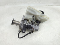 Volkswagen Atlas Brake Master Cylinder - Oemusedautoparts1.com
