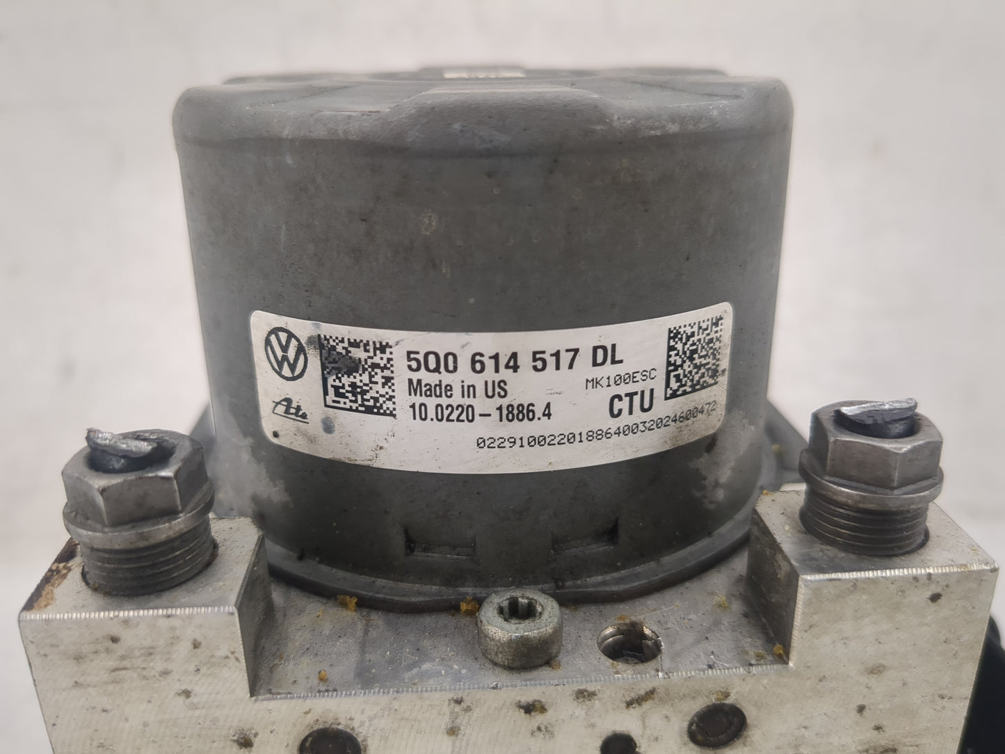 2021-2022 Volkswagen Atlas ABS Pump Control Module Replacement P/N:5Q0 614 517 DL Fits Fits 2021 2022 OEM Used Auto Parts - 