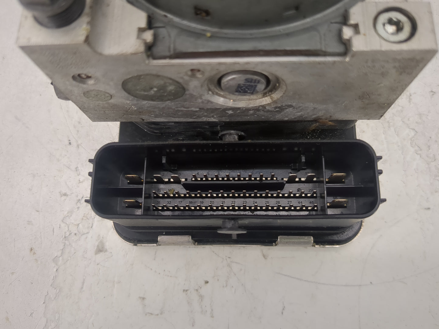 2021-2022 Volkswagen Atlas ABS Pump Control Module Replacement P/N:5Q0 614 517 DL Fits Fits 2021 2022 OEM Used Auto Parts - 