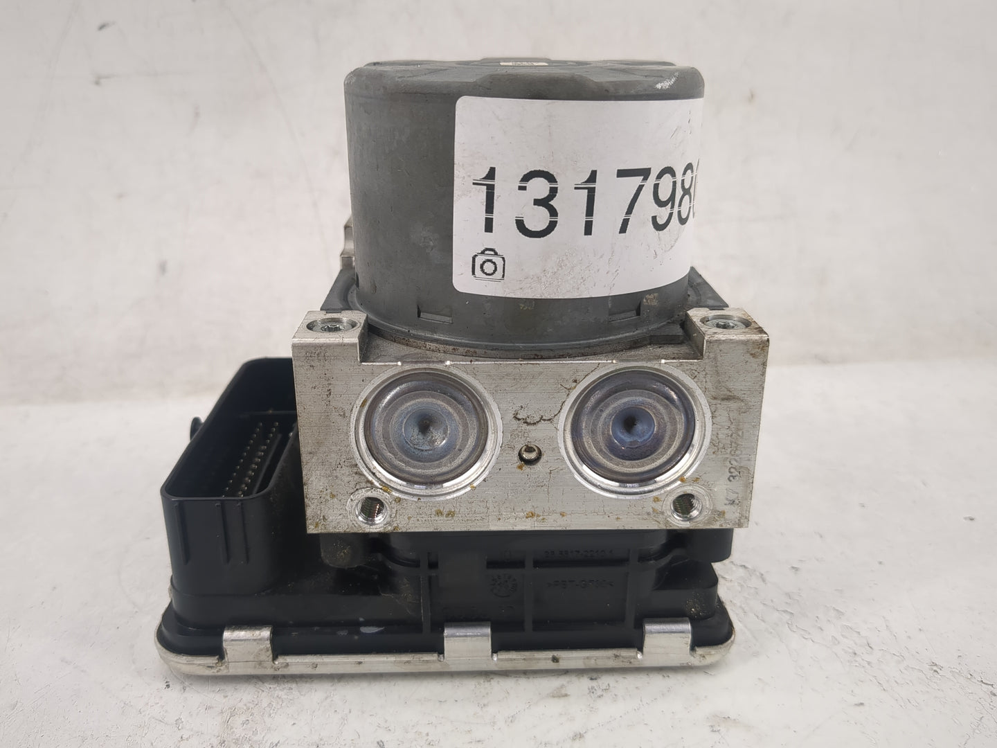 2021-2022 Volkswagen Atlas ABS Pump Control Module Replacement P/N:5Q0 614 517 DL Fits Fits 2021 2022 OEM Used Auto Parts - 