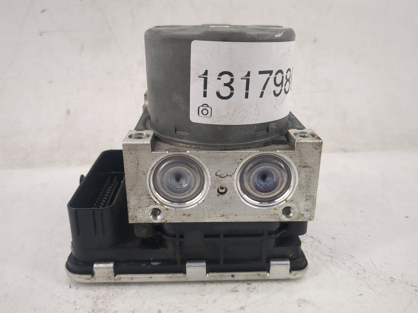 2021-2022 Volkswagen Atlas ABS Pump Control Module Replacement P/N:5Q0 614 517 DL Fits Fits 2021 2022 OEM Used Auto Parts - 