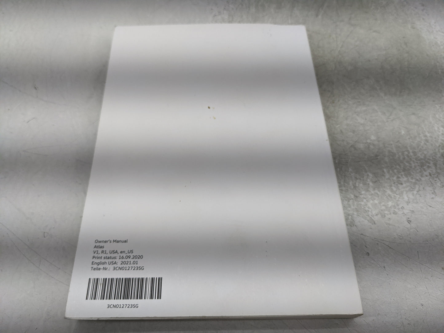 2021 Volkswagen Atlas Owners Manual Book Guide P/N:3CN012723SG OEM Used Auto Parts - Oemusedautoparts1.com