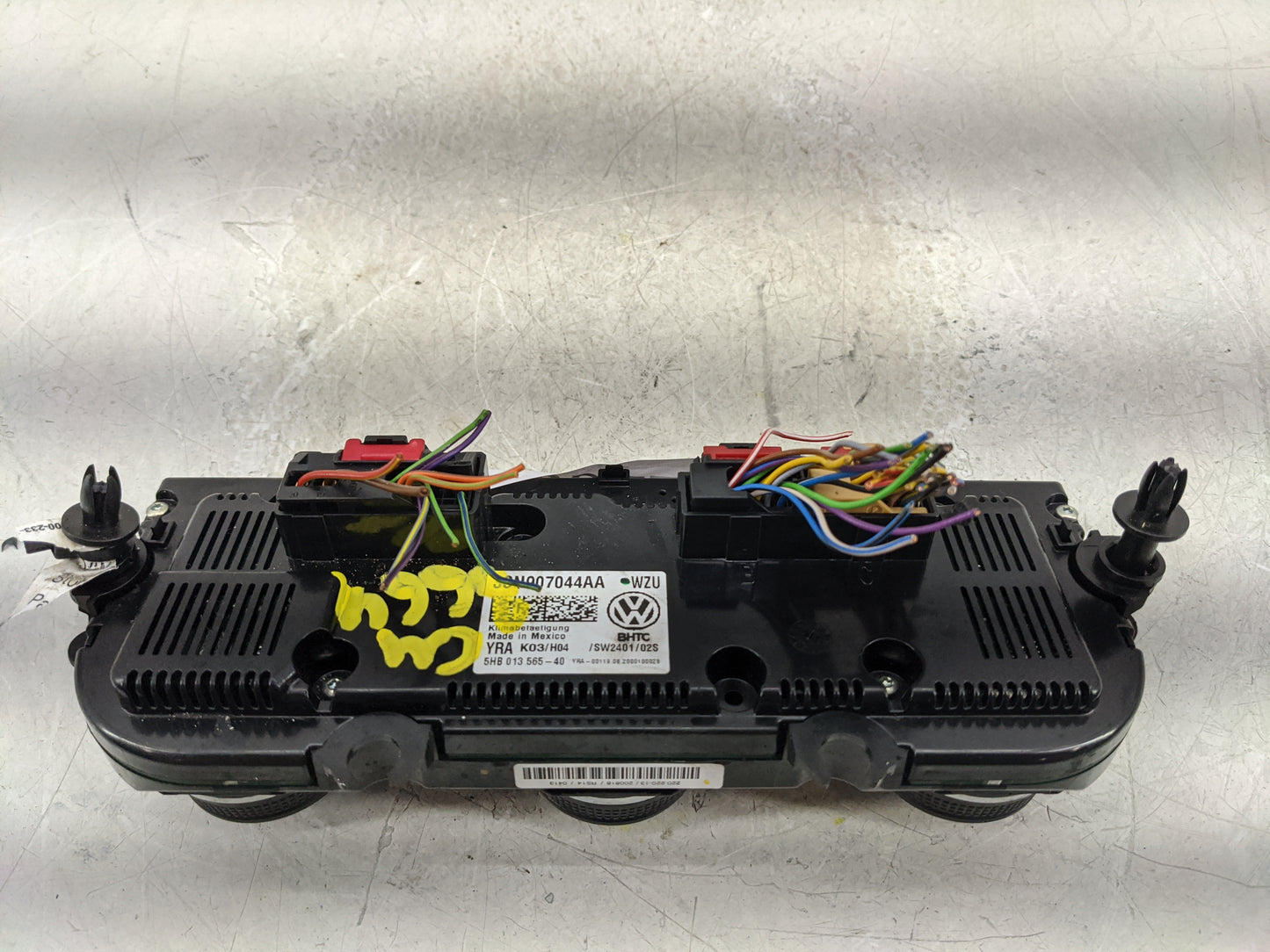 2021 Volkswagen Atlas Climate Control Module Temperature AC/Heater Replacement P/N:3CN907044AA Fits OEM Used Auto Parts - Oe