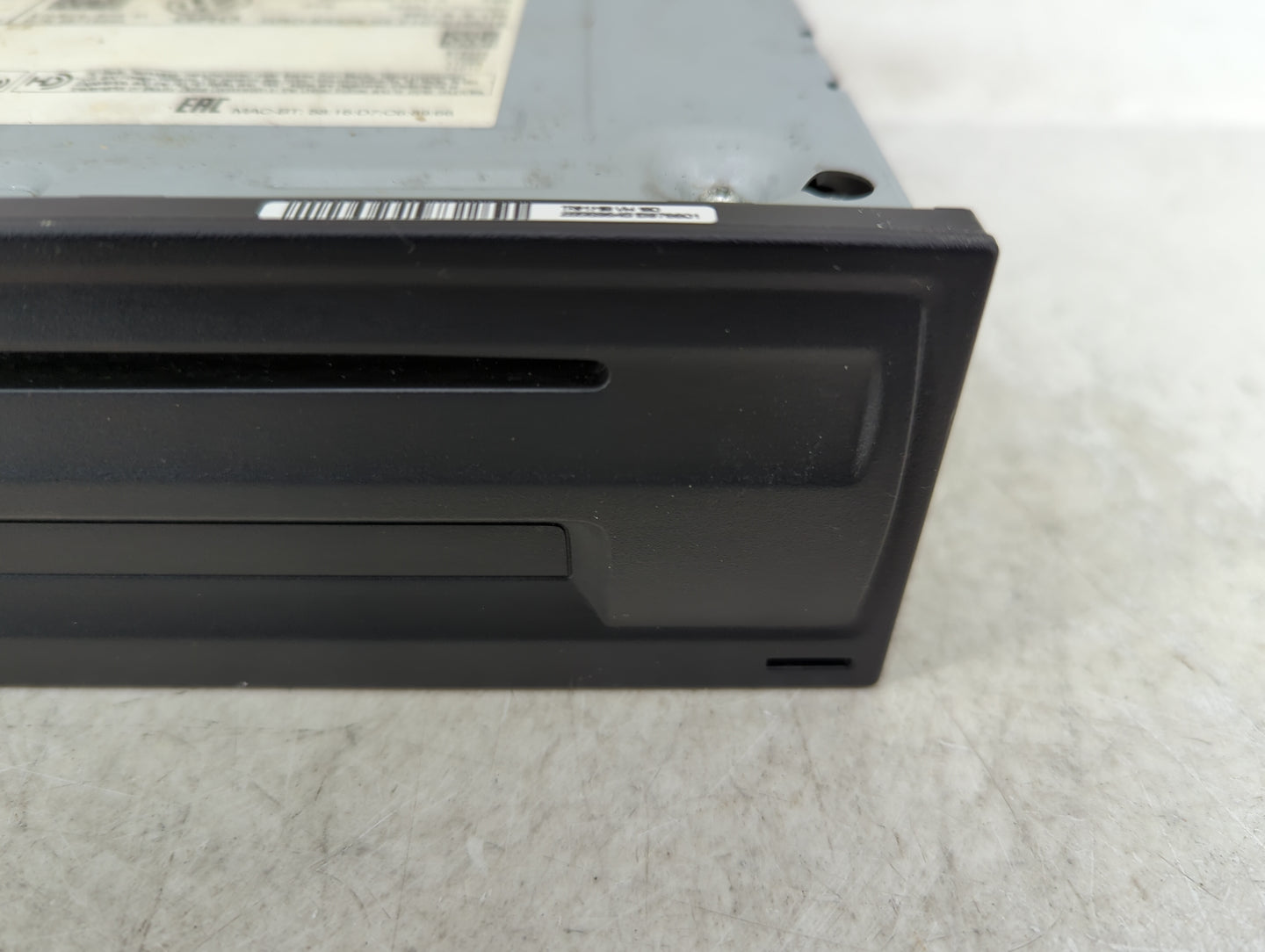 2020-2022 Volkswagen Atlas Radio AM FM Cd Player Receiver Replacement P/N:2GM 035 878 A Fits Fits 2020 2021 2022 OEM Used Au