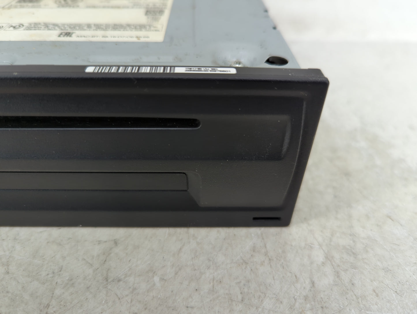 2020-2022 Volkswagen Atlas Radio AM FM Cd Player Receiver Replacement P/N:2GM 035 878 A Fits Fits 2020 2021 2022 OEM Used Au