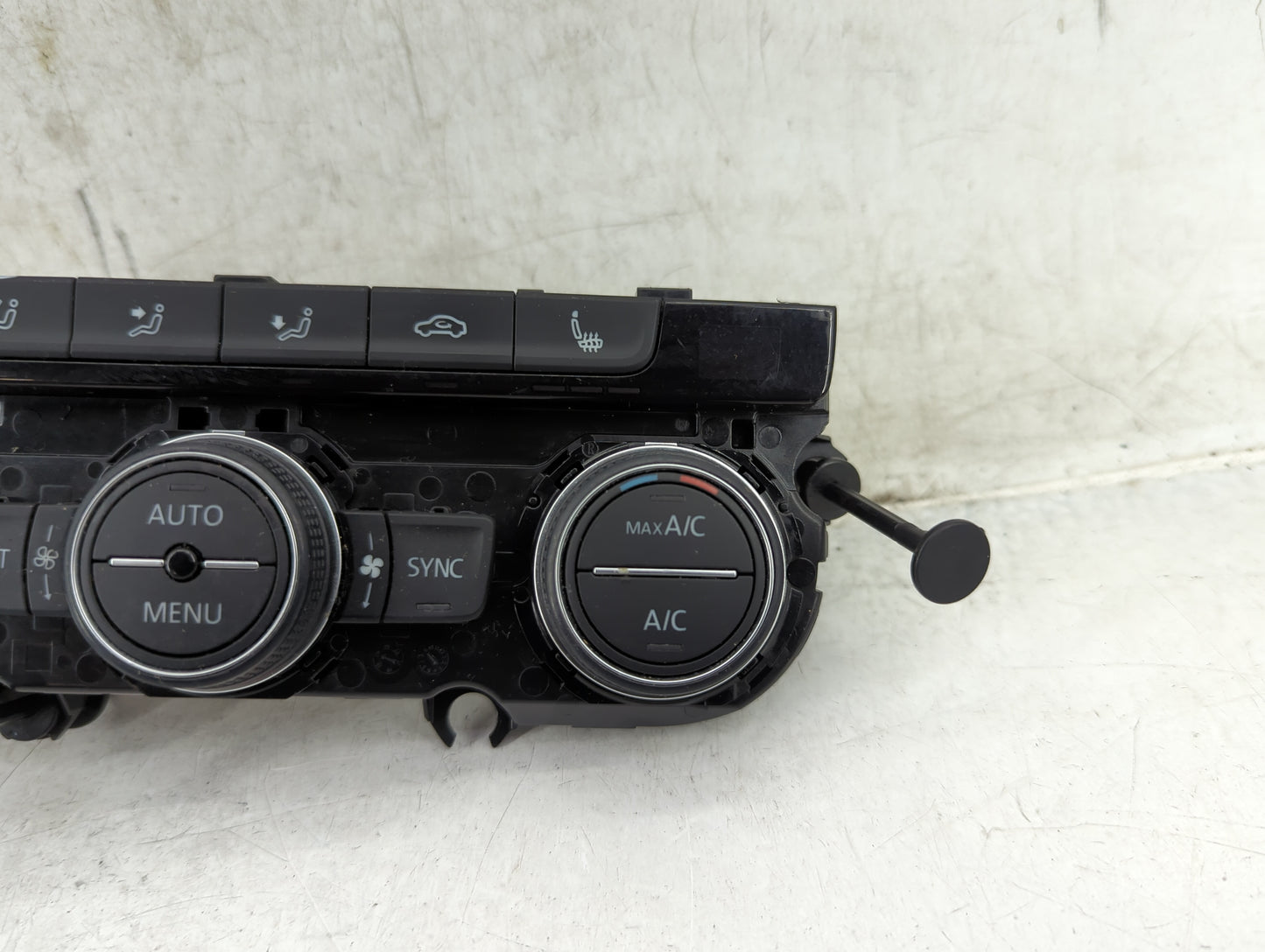 2021 Volkswagen Atlas Climate Control Module Temperature AC/Heater Replacement P/N:3CN907044AA Fits OEM Used Auto Parts - Oe