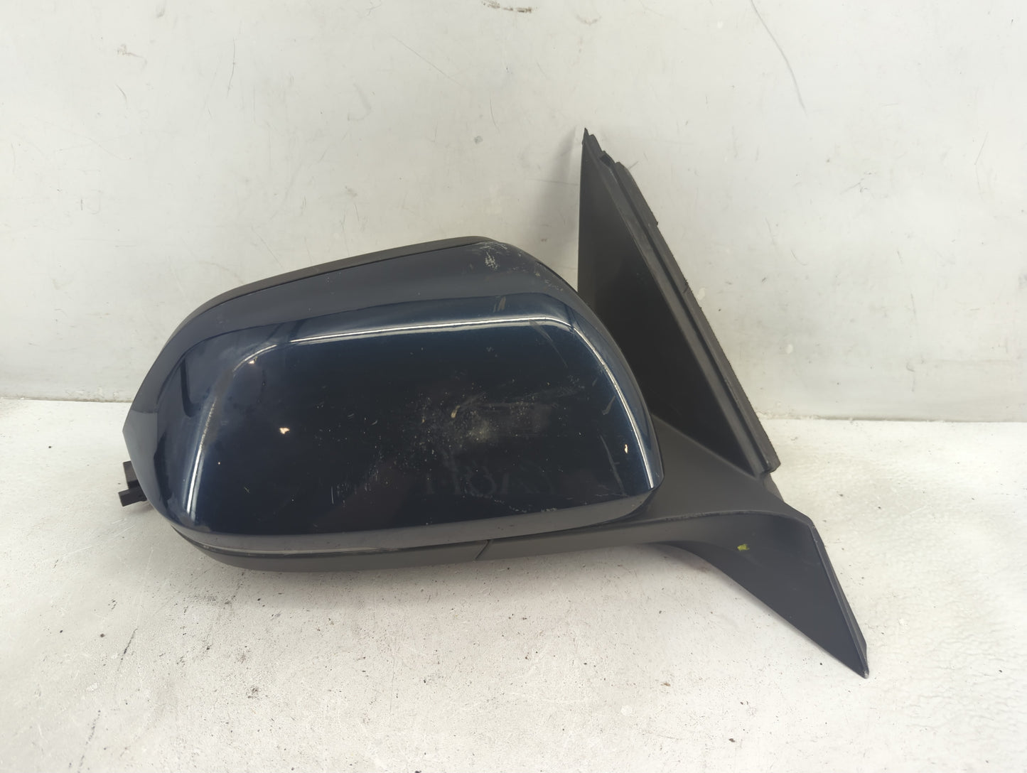2021 Volkswagen Atlas Passenger Side View Mirror - Right Door Mirror OEM Used - Oemusedautoparts1.com