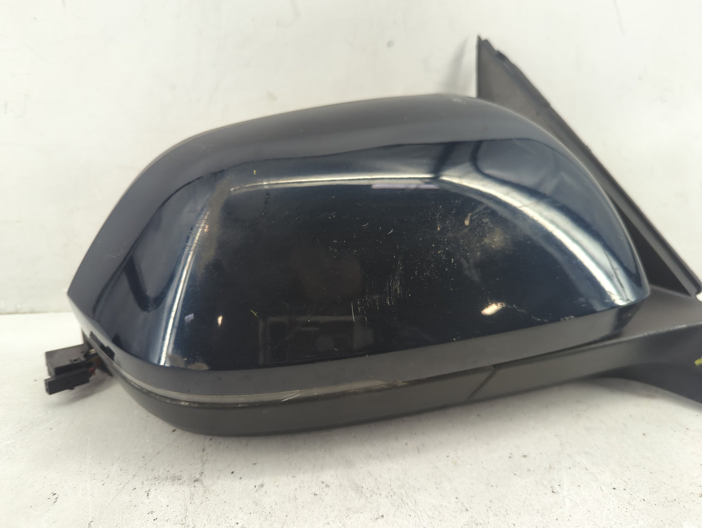 2021 Volkswagen Atlas Passenger Side View Mirror - Right Door Mirror OEM Used - Oemusedautoparts1.com