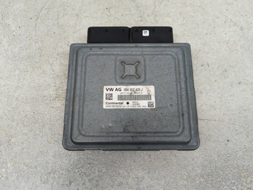 2021 Volkswagen Atlas PCM Engine Control Computer ECU ECM PCU OEM P/N:06K 907 425 J 5WA18010 02, SIMOS18.10 Fits OEM Used Au