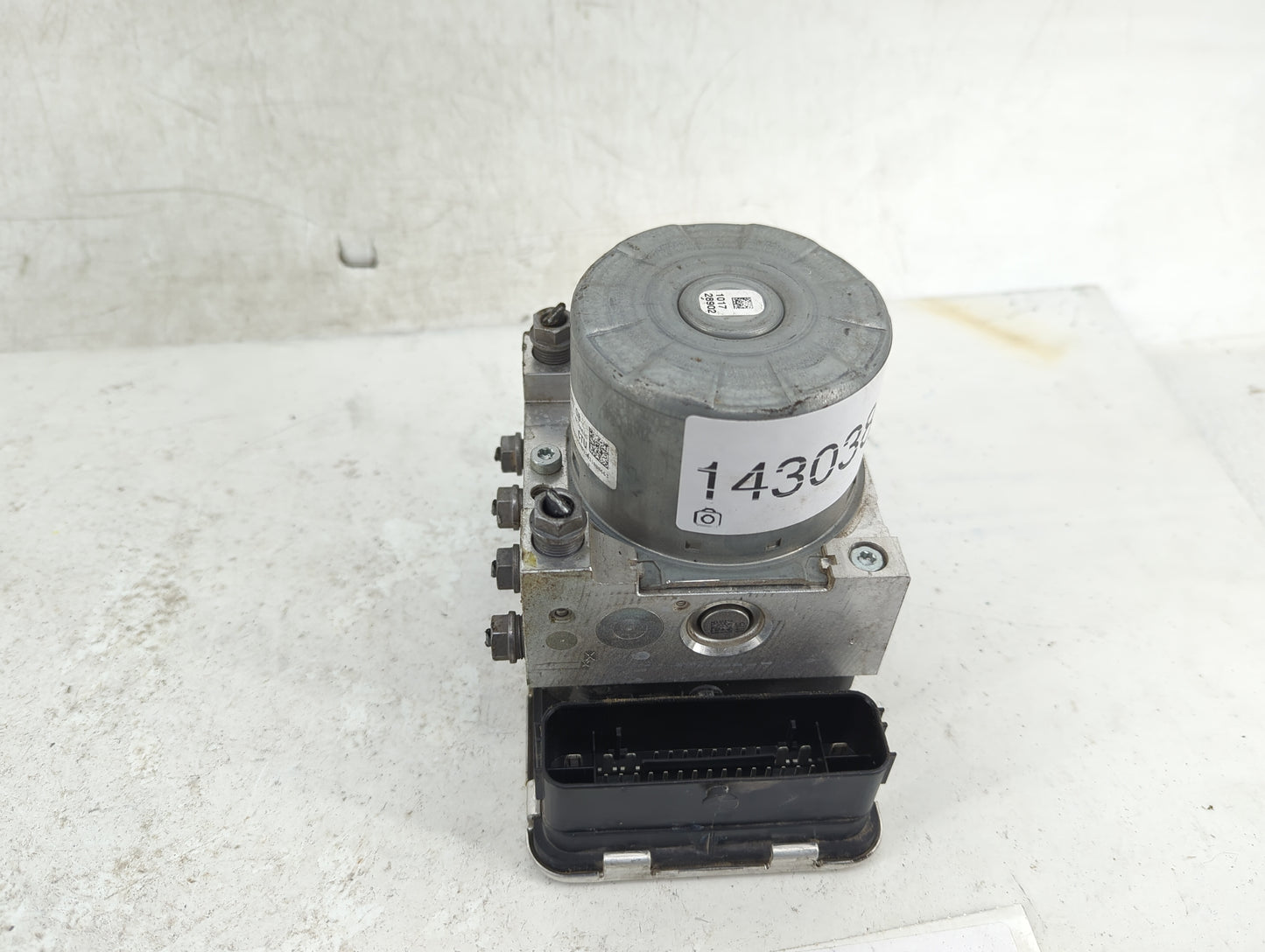 2021 Volkswagen Atlas ABS Pump Control Module Replacement P/N:5G0 614 517 GB Fits Fits 2020 OEM Used Auto Parts - Oemusedaut