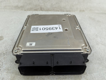 2018-2022 Volkswagen Atlas PCM Engine Control Computer ECU ECM PCU OEM P/N:03H 907 309 K 0 261 S15 878 Fits OEM Used Auto Pa