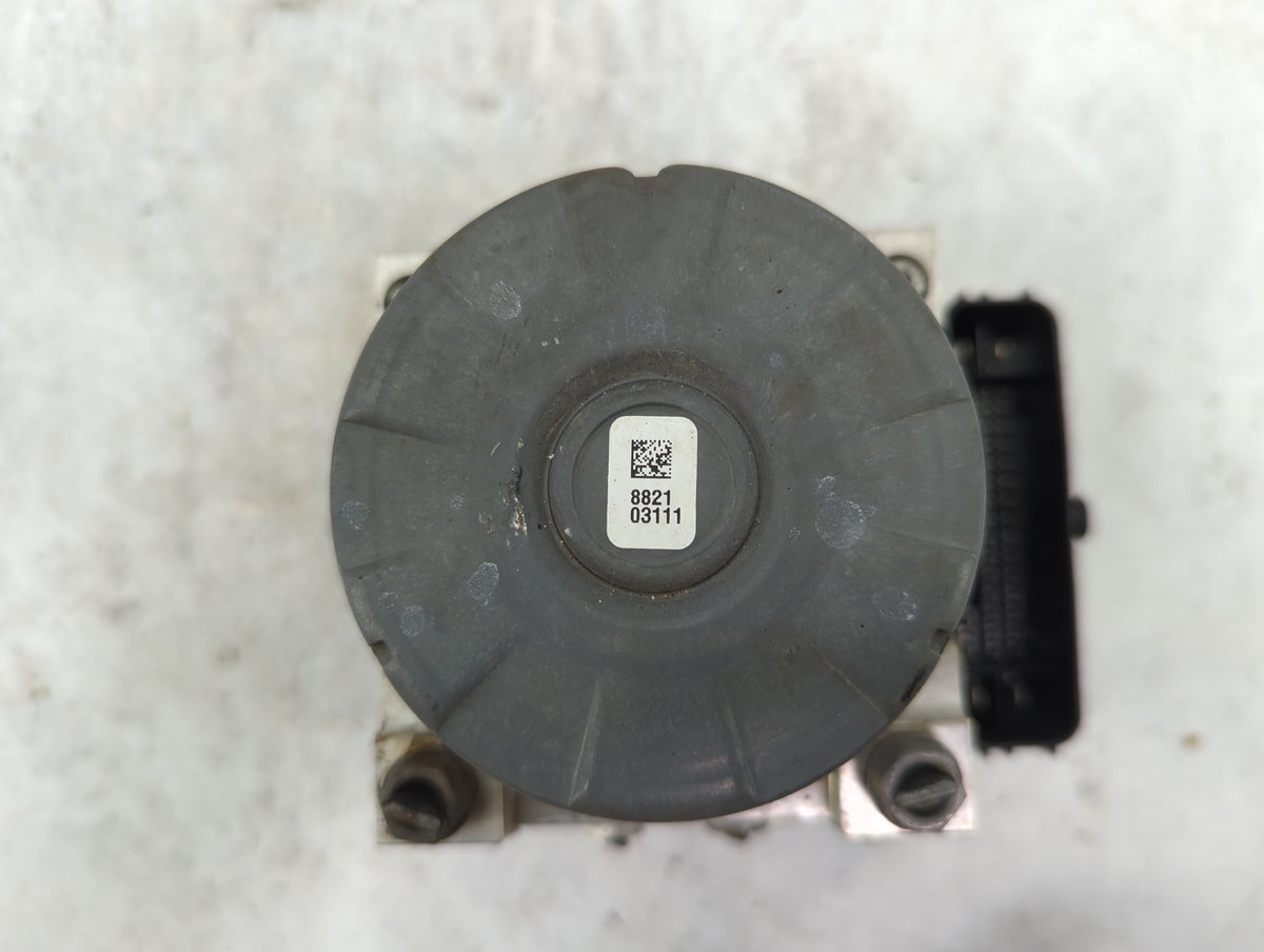 2021 Volkswagen Atlas Anti-Lock Brake ABS Pump Module Actuator OEM P/N:5Q0614517GB 10.0220-2155.4 Fits Fits 2020 OEM Used Au