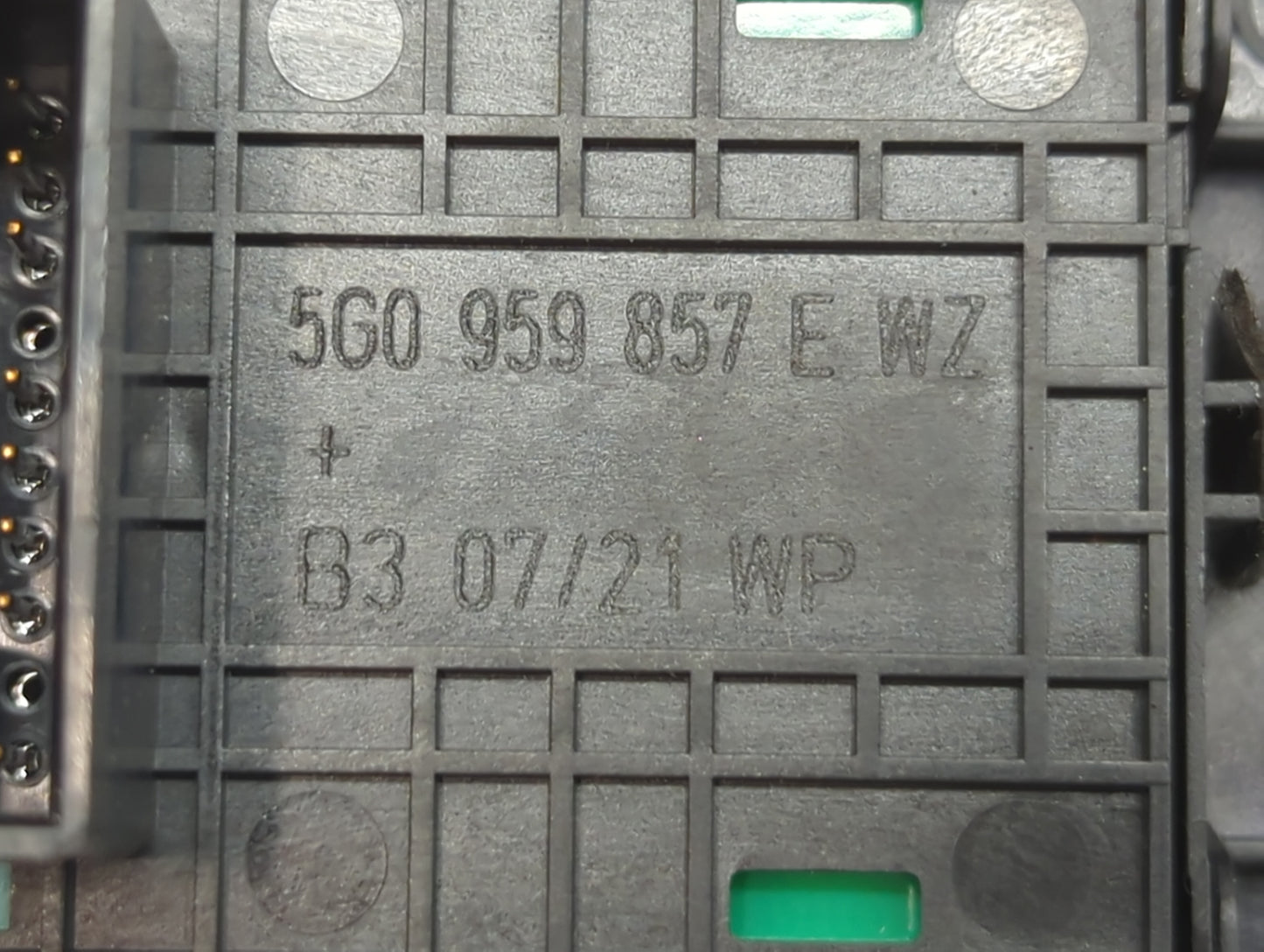 2021 Volkswagen Atlas Master Power Window Switch Replacement Driver Side Left P/N:5G0959857E 3CN959565R Fits OEM Used Auto P