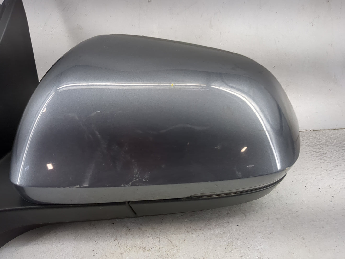 2021 Volkswagen Atlas Driver Side View Mirror - Left Door Mirror OEM Used - Oemusedautoparts1.com