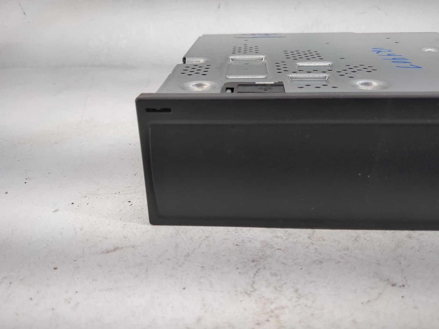 2021 Volkswagen Atlas Radio AM FM Cd Player Receiver Replacement P/N:3G5035842B 3G5035842 Fits OEM Used Auto Parts - Oemused