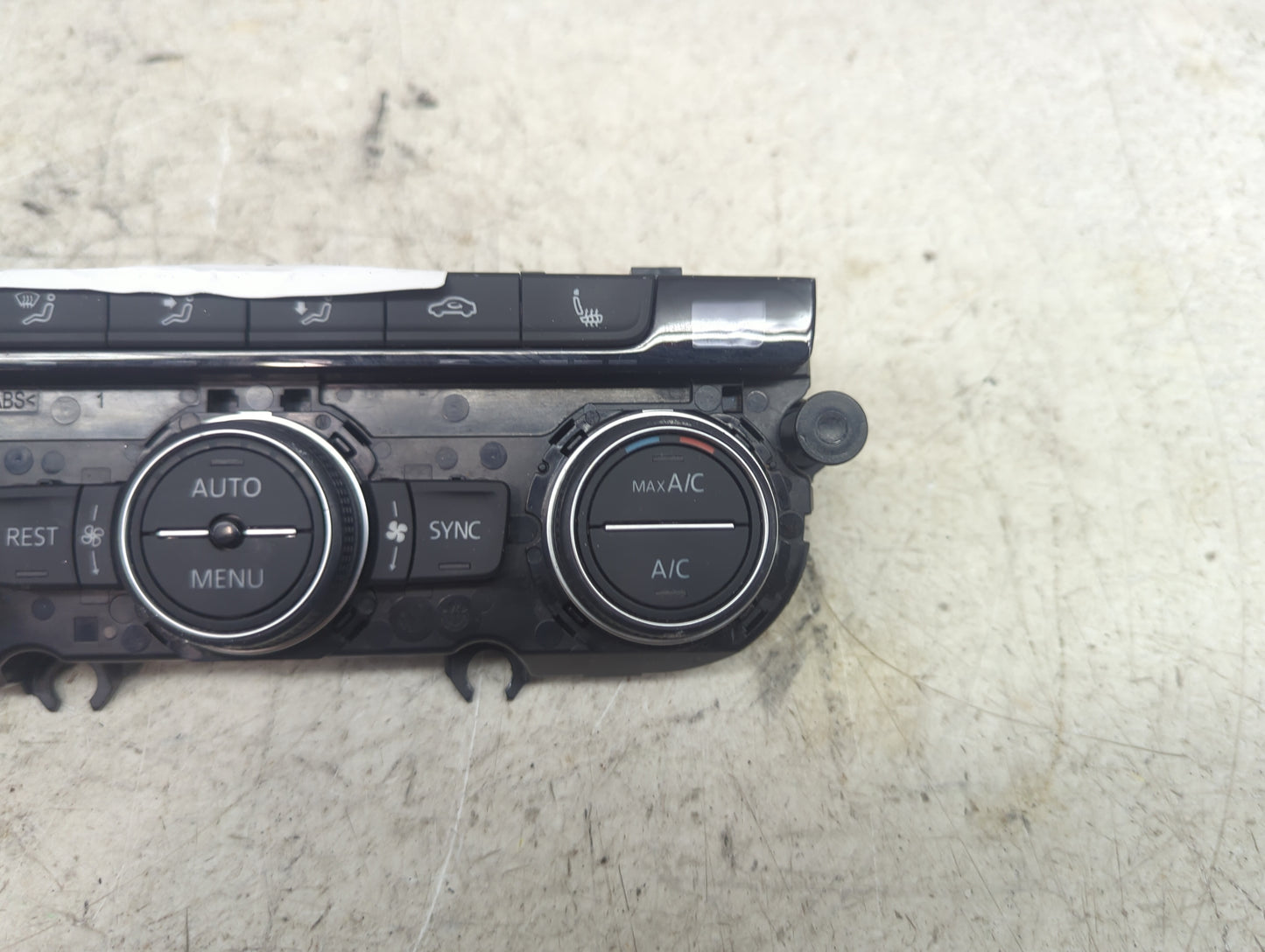 2021 Volkswagen Atlas Climate Control Module Temperature AC/Heater Replacement P/N:3CN907044AA 5HB 013 565-40 Fits OEM Used 