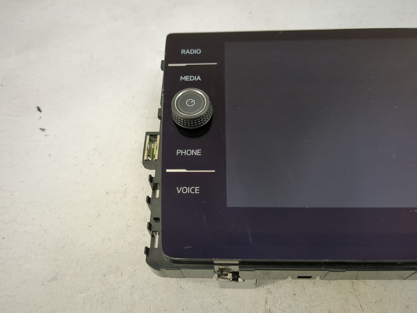 Volkswagen Atlas Information Display Screen 1483508 - Oemusedautoparts1.com