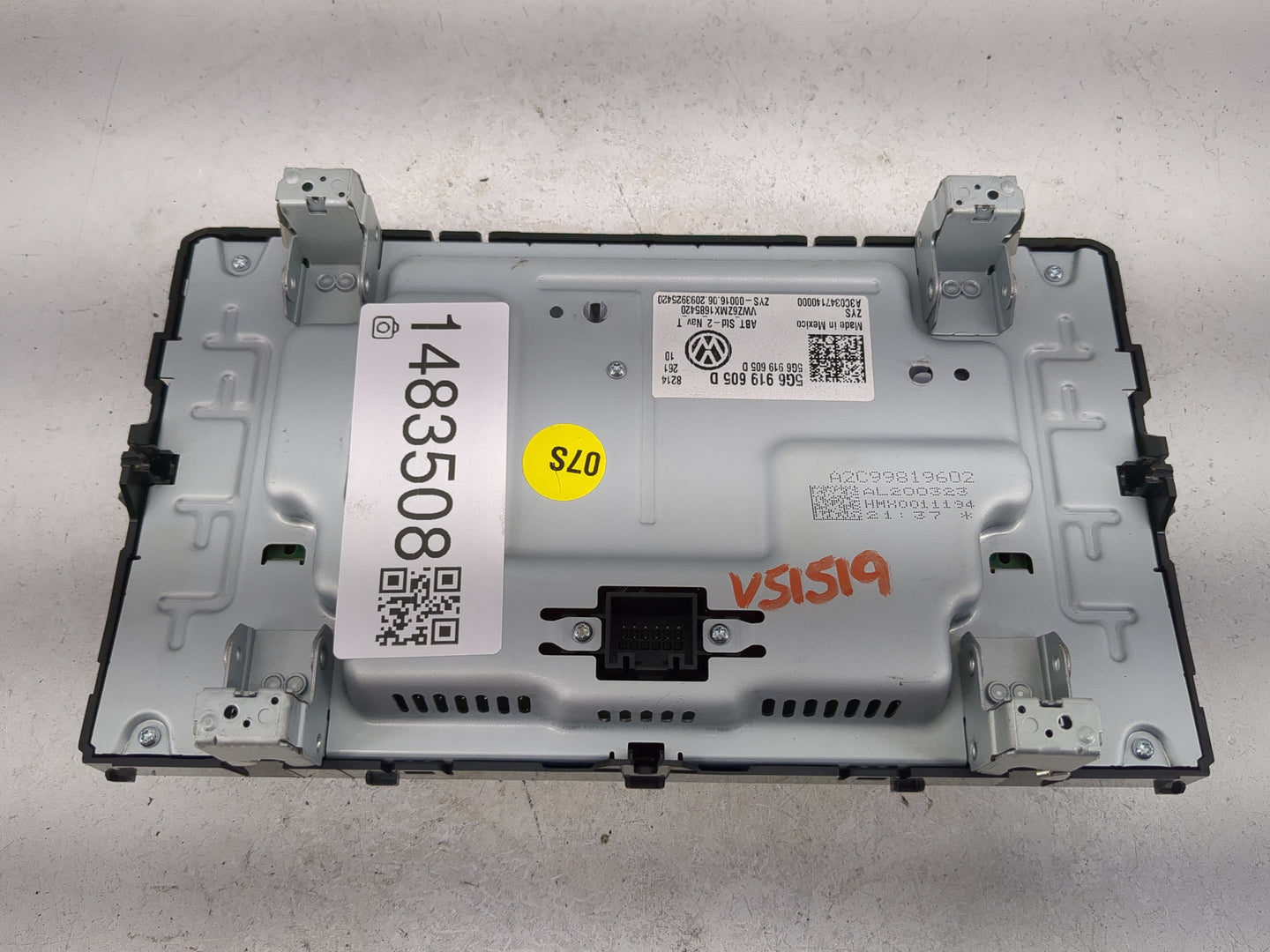 Volkswagen Atlas Information Display Screen 1483508 - Oemusedautoparts1.com