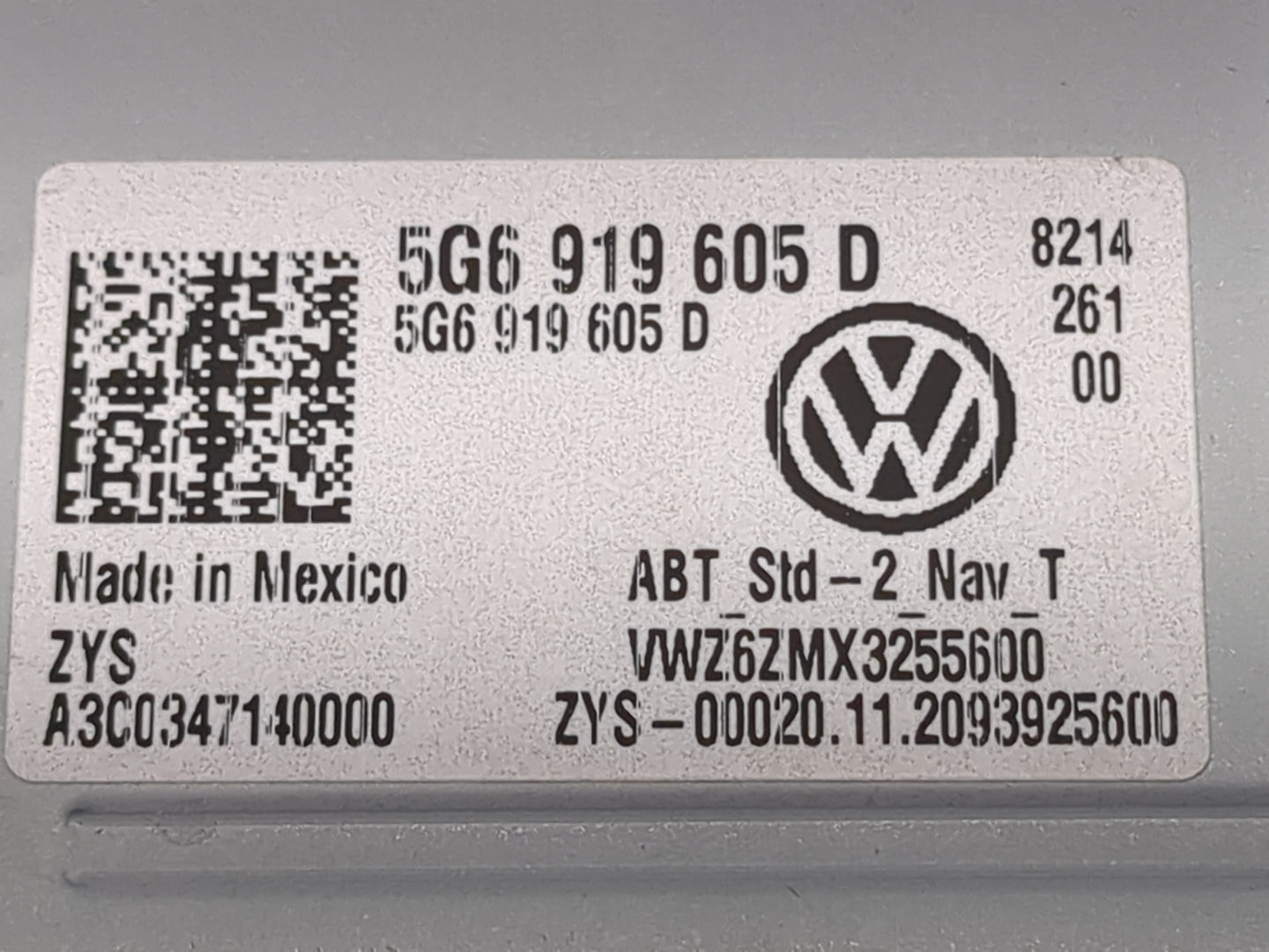 Volkswagen Atlas Information Display Screen 1483511 - Oemusedautoparts1.com