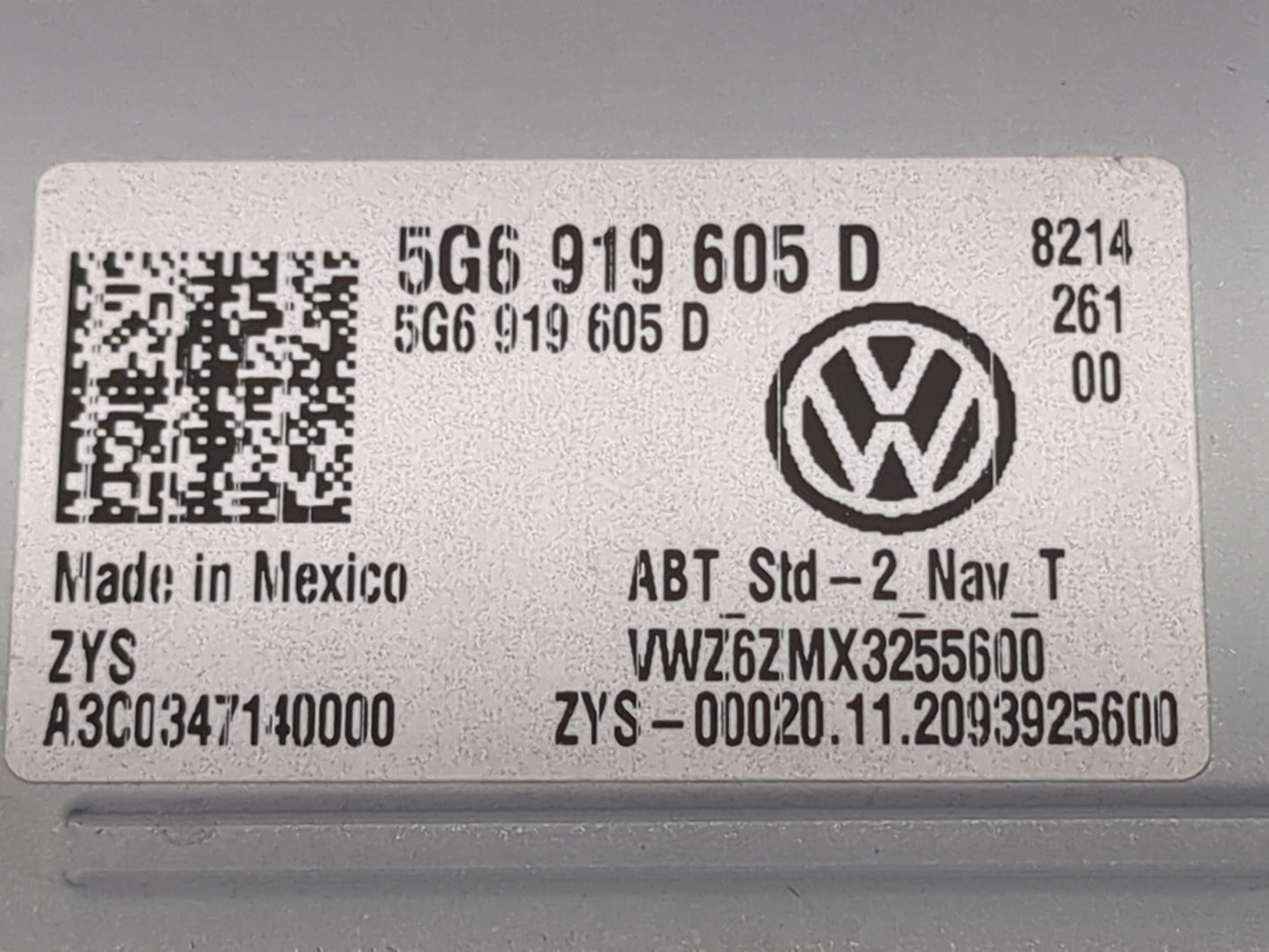 Volkswagen Atlas Information Display Screen 1483511 - Oemusedautoparts1.com
