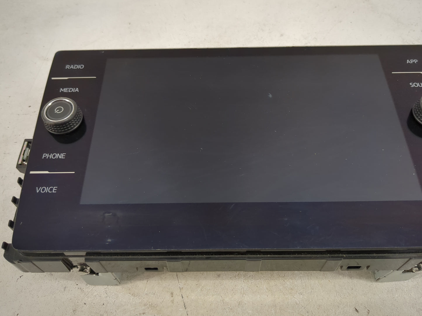 2018-2022 Volkswagen Atlas Information Display Screen 1483615 - Oemusedautoparts1.com