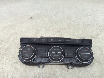 compare product 2021 Volkswagen Atlas Climate Control Module Temperature AC/Heater Replacement P/N:3CN907044AA 5HB013565-40 Fits OEM Used Auto Parts