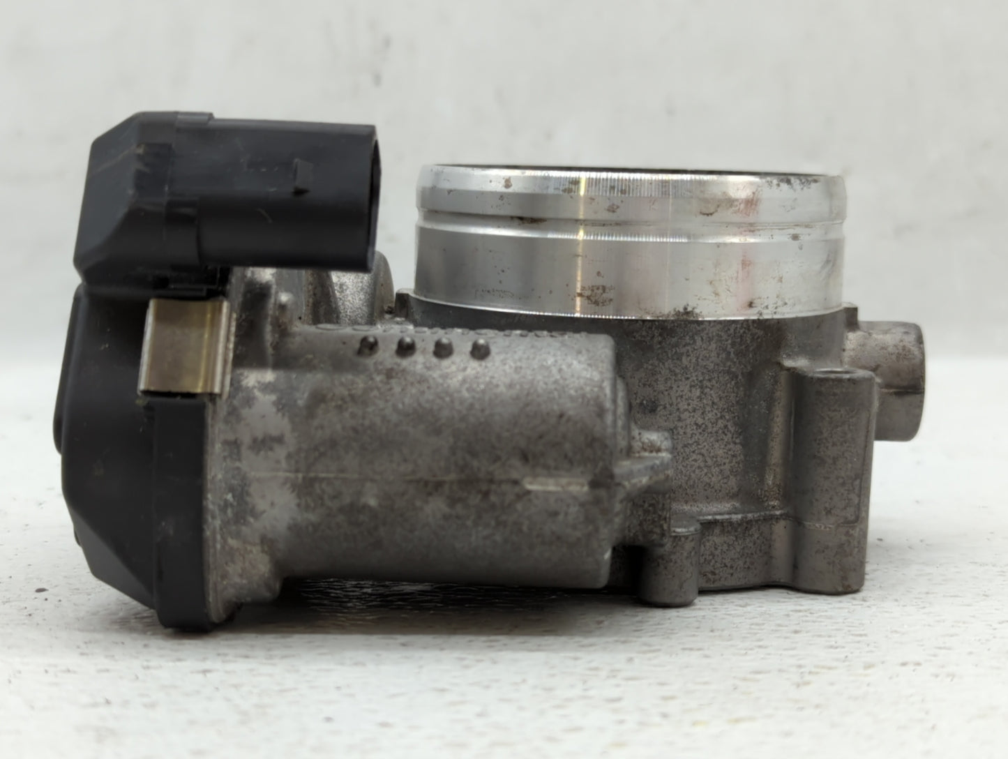 2018-2022 Volkswagen Atlas Throttle Body P/N:03H 133 062 C Fits OEM Used Auto Parts - Oemusedautoparts1.com