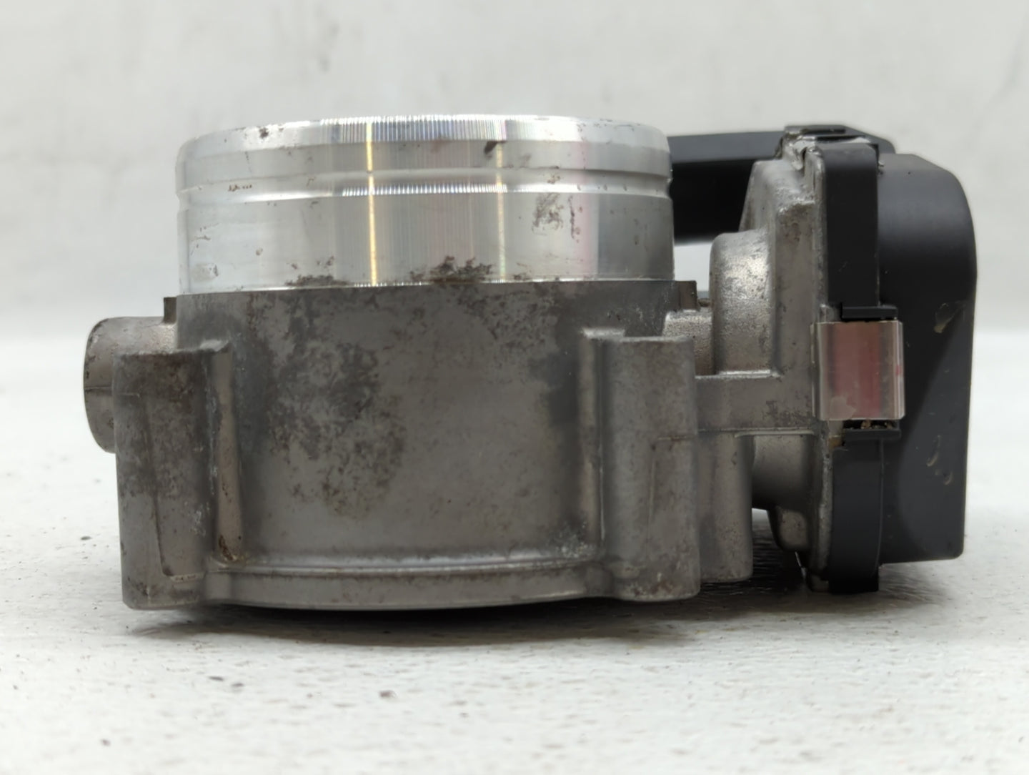 2018-2022 Volkswagen Atlas Throttle Body P/N:03H 133 062 C Fits OEM Used Auto Parts - Oemusedautoparts1.com