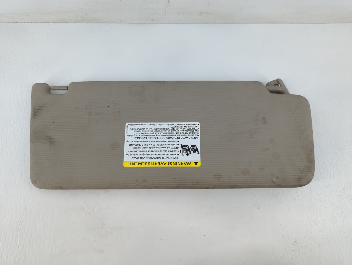 2020-2022 Volkswagen Atlas Sun Visor Shade Replacement Driver Left Mirror Fits Fits 2020 2021 2022 OEM Used Auto Parts - Oem