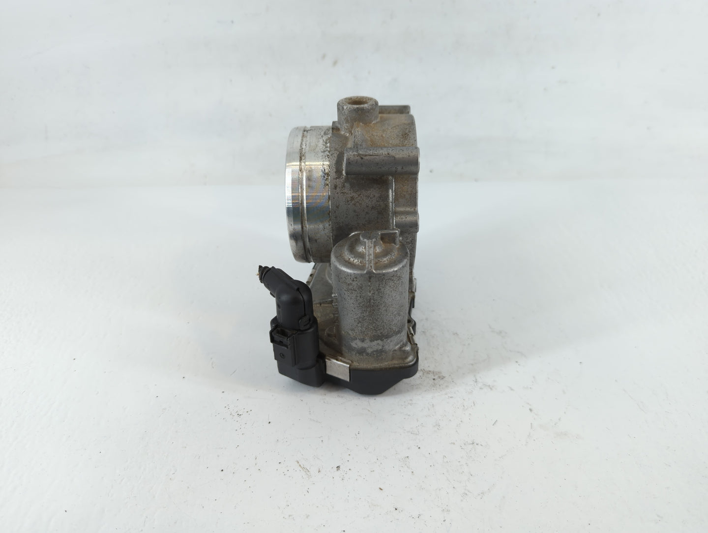 2018-2022 Volkswagen Atlas Throttle Body P/N:1563490 1563487 Fits OEM Used Auto Parts - Oemusedautoparts1.com