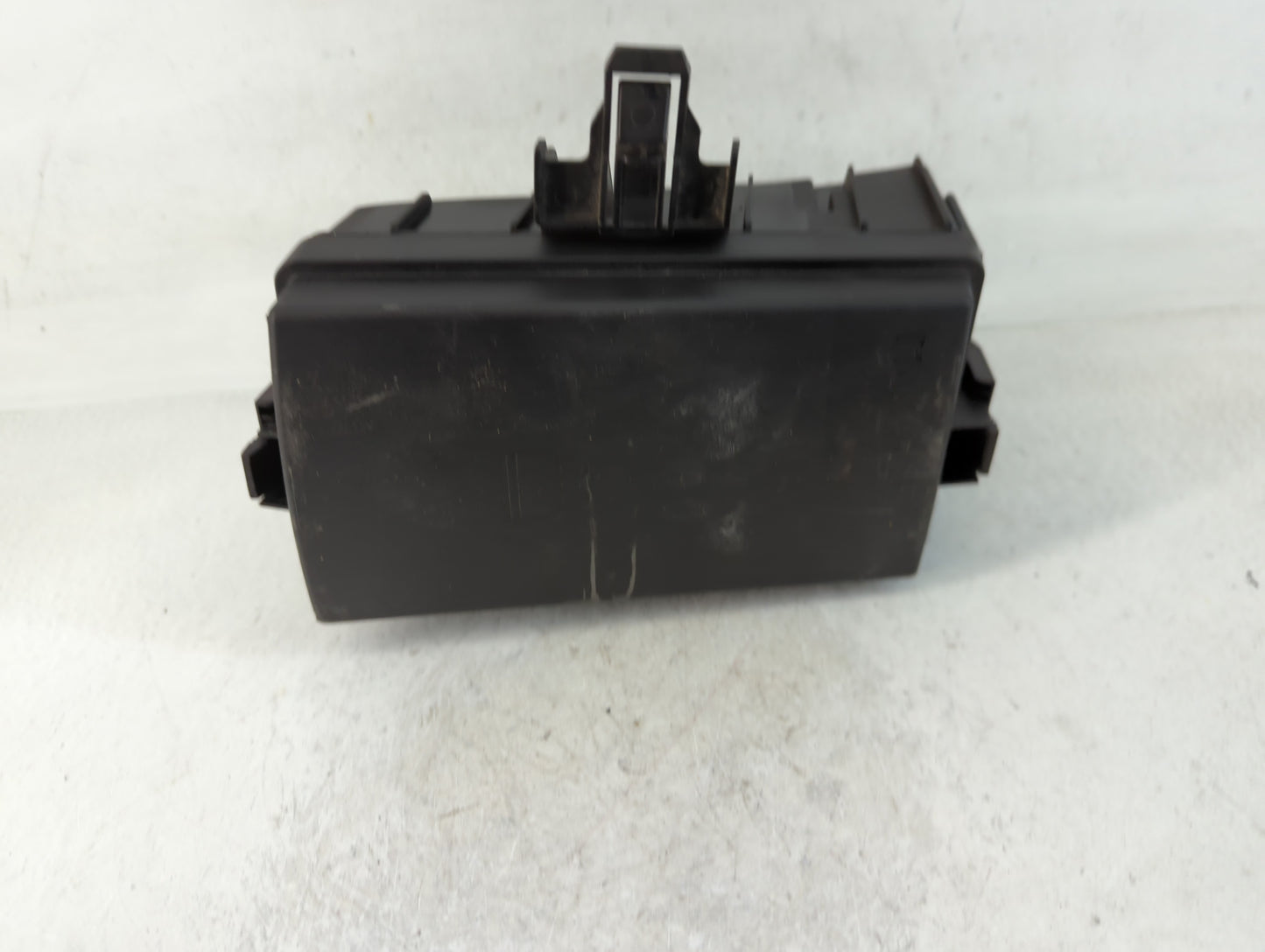 2020-2022 Volkswagen Atlas Fusebox Fuse Box Panel Relay Module P/N:5Q0 907 361 D Fits Fits 2020 2021 2022 OEM Used Auto Part