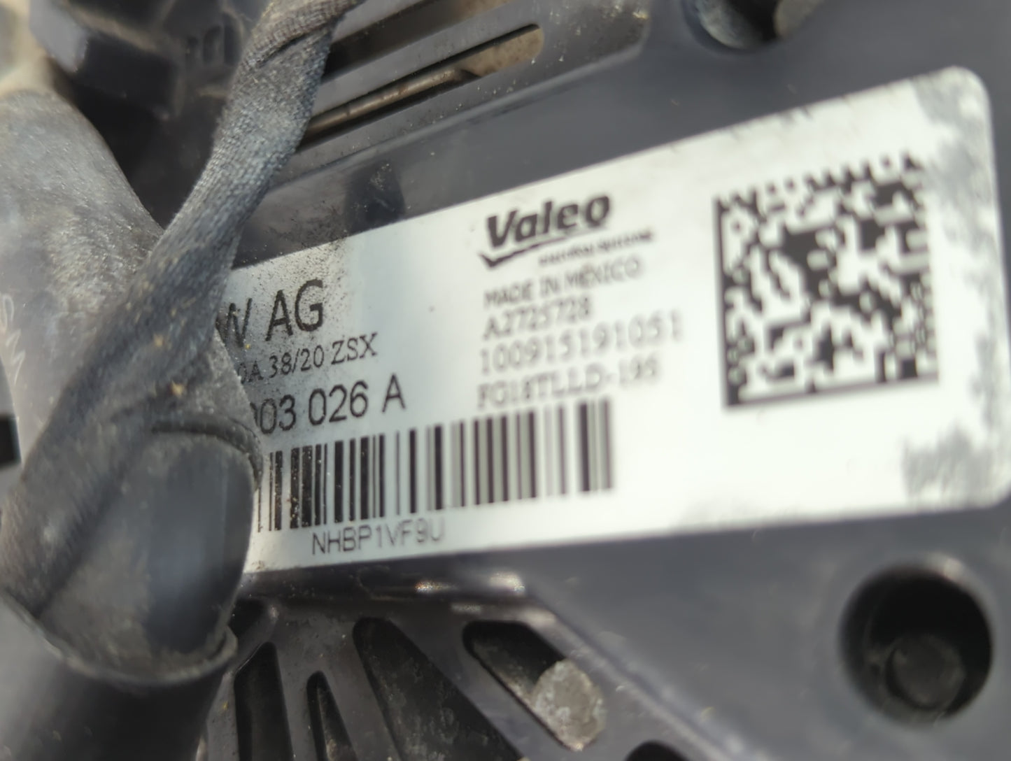 2021-2022 Volkswagen Atlas Alternator Replacement Generator Charging Assembly Engine OEM P/N:06K 903 026 A Fits OEM Used Aut