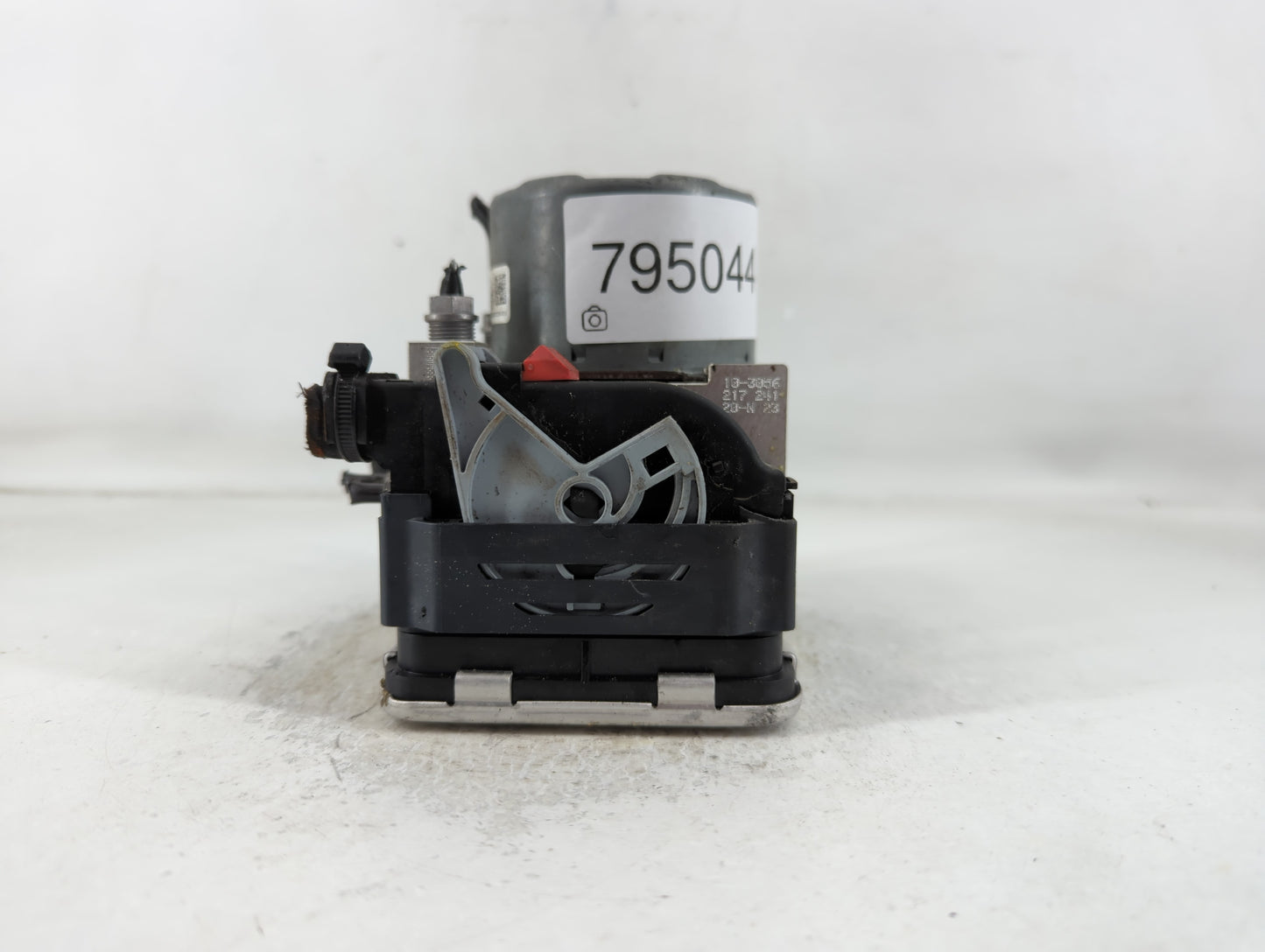 2021 Volkswagen Atlas ABS Pump Control Module Replacement P/N:5Q0 614 517 DL Fits Fits 2020 OEM Used Auto Parts - Oemusedaut
