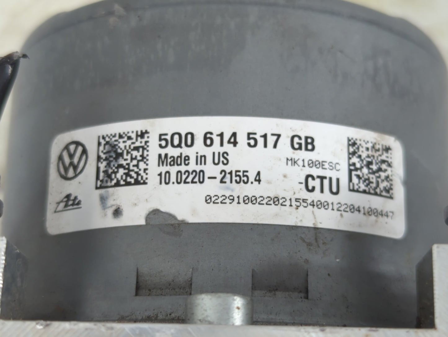 2021 Volkswagen Atlas ABS Pump Control Module Replacement P/N:5Q0 614 517 GB Fits Fits 2020 OEM Used Auto Parts - Oemusedaut