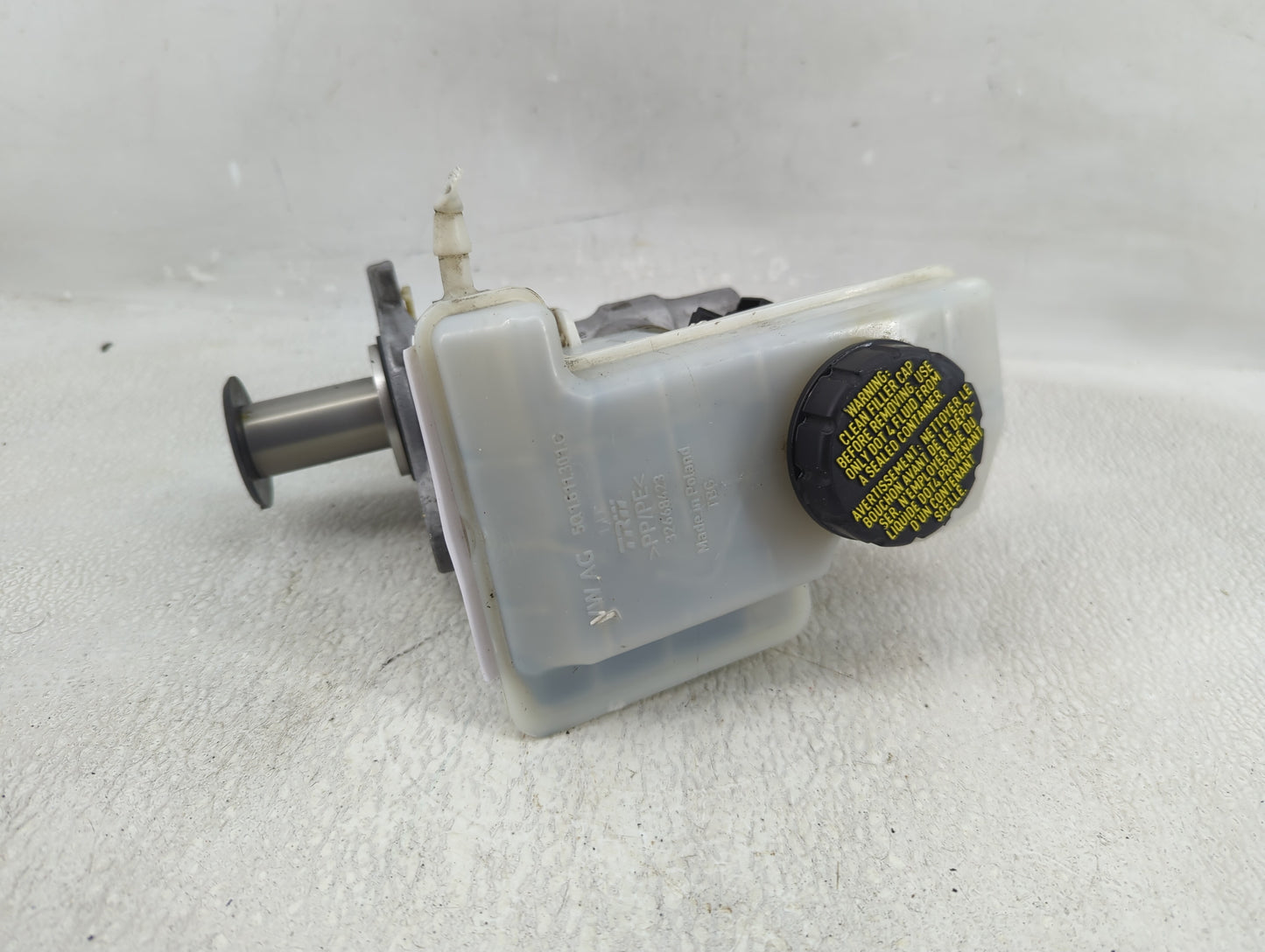 2020-2022 Volkswagen Atlas Cross Sport Brake Master Cylinder 1278058 - Oemusedautoparts1.com