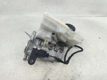 2020-2022 Volkswagen Atlas Cross Sport Brake Master Cylinder - Oemusedautoparts1.com