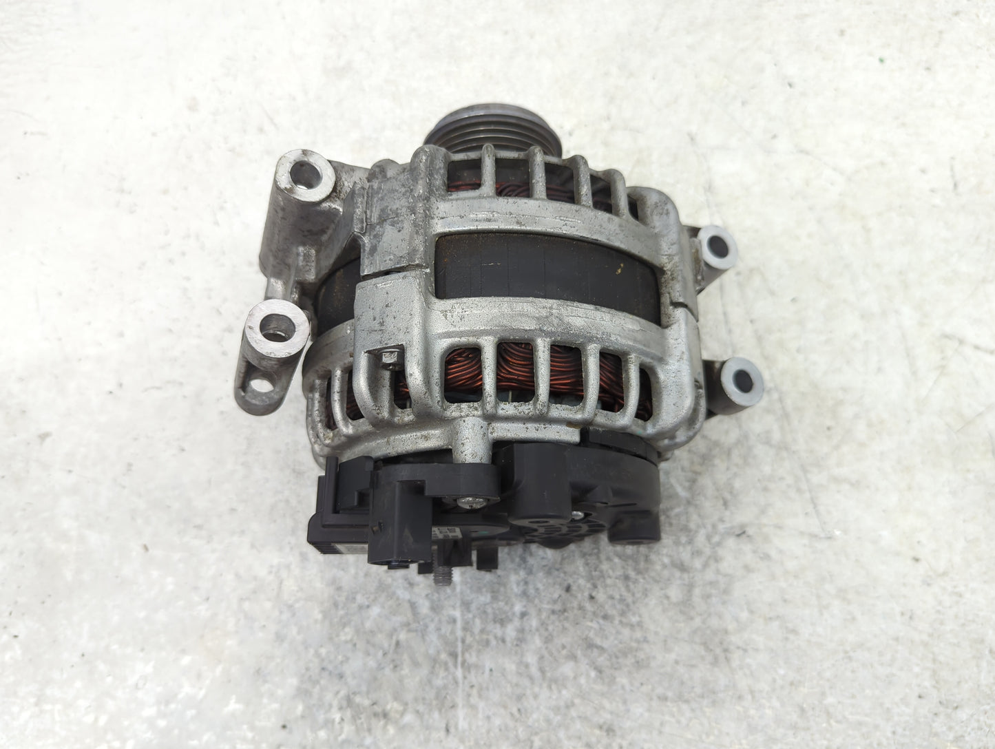 2021-2022 Volkswagen Atlas Cross Sport Alternator Replacement Generator Charging Assembly Engine OEM P/N:06K 903 026 B Fits 
