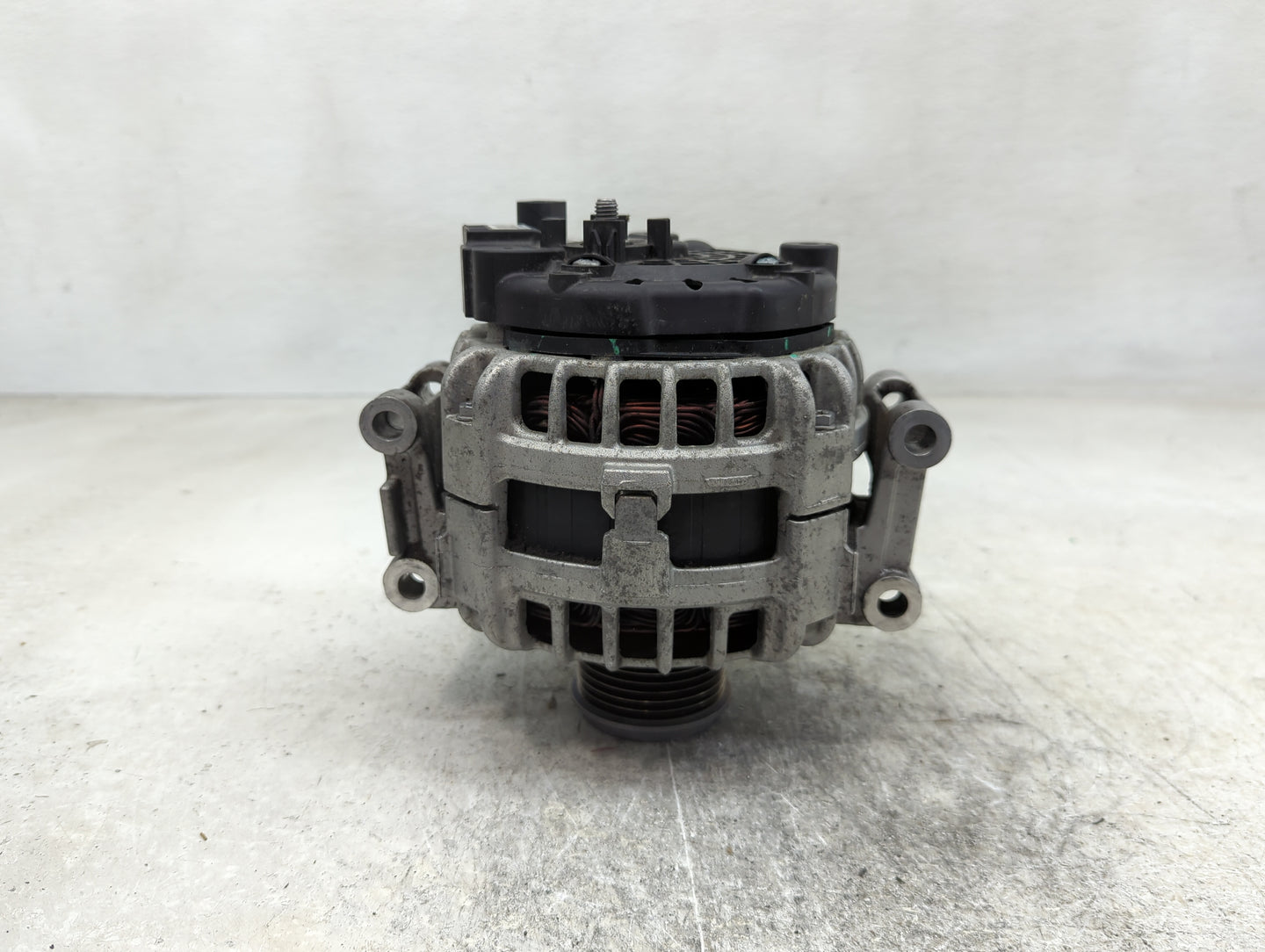 2021-2022 Volkswagen Atlas Cross Sport Alternator Replacement Generator Charging Assembly Engine OEM P/N:06K 903 026 B Fits 